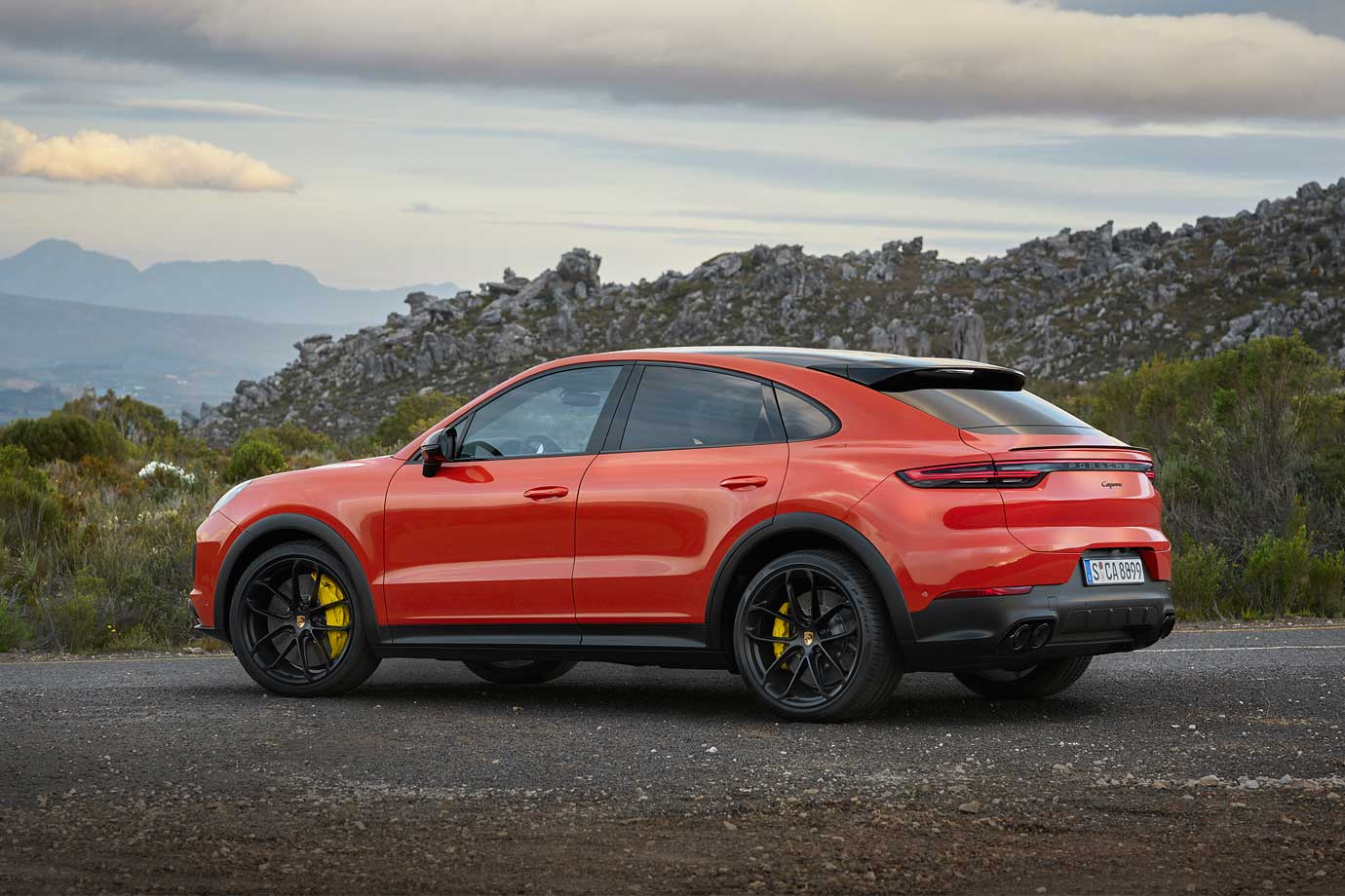 Porsche anuncia preventa en Chile del nuevo Cayenne Coupé