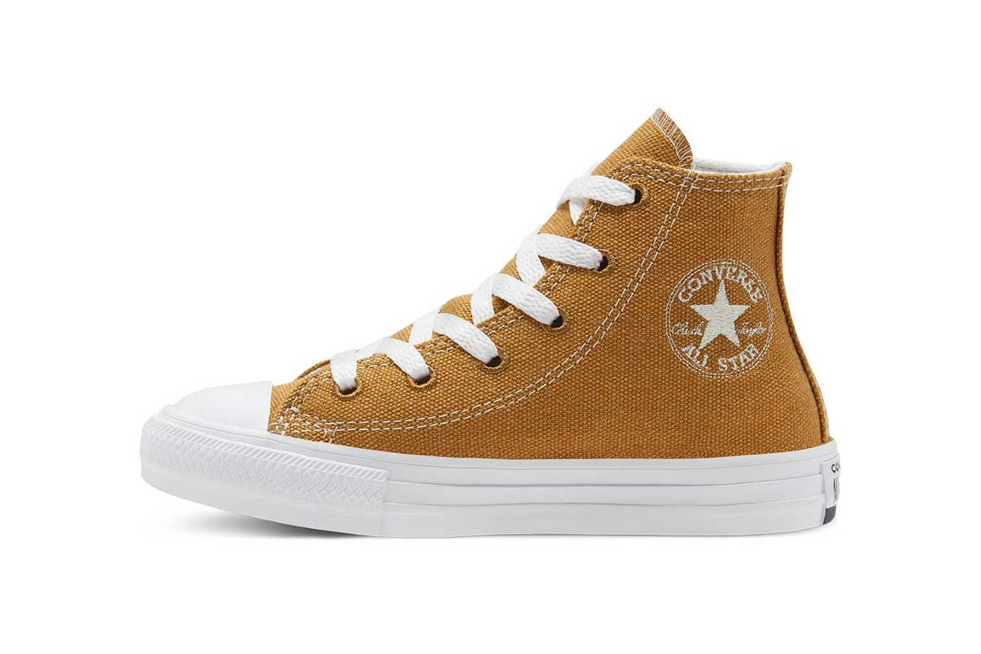 Converse anuncia el lanzamiento de su línea Renew Cotton Canvas