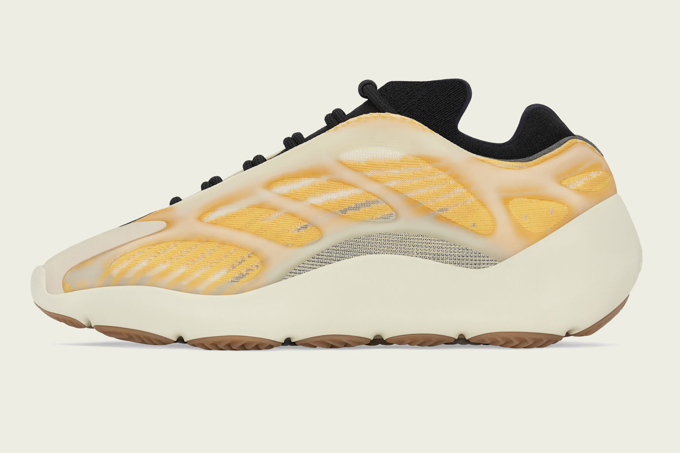 adidas + YEEZY presentan la silueta YEEZY 700 V3 MONO SAFFLOWER